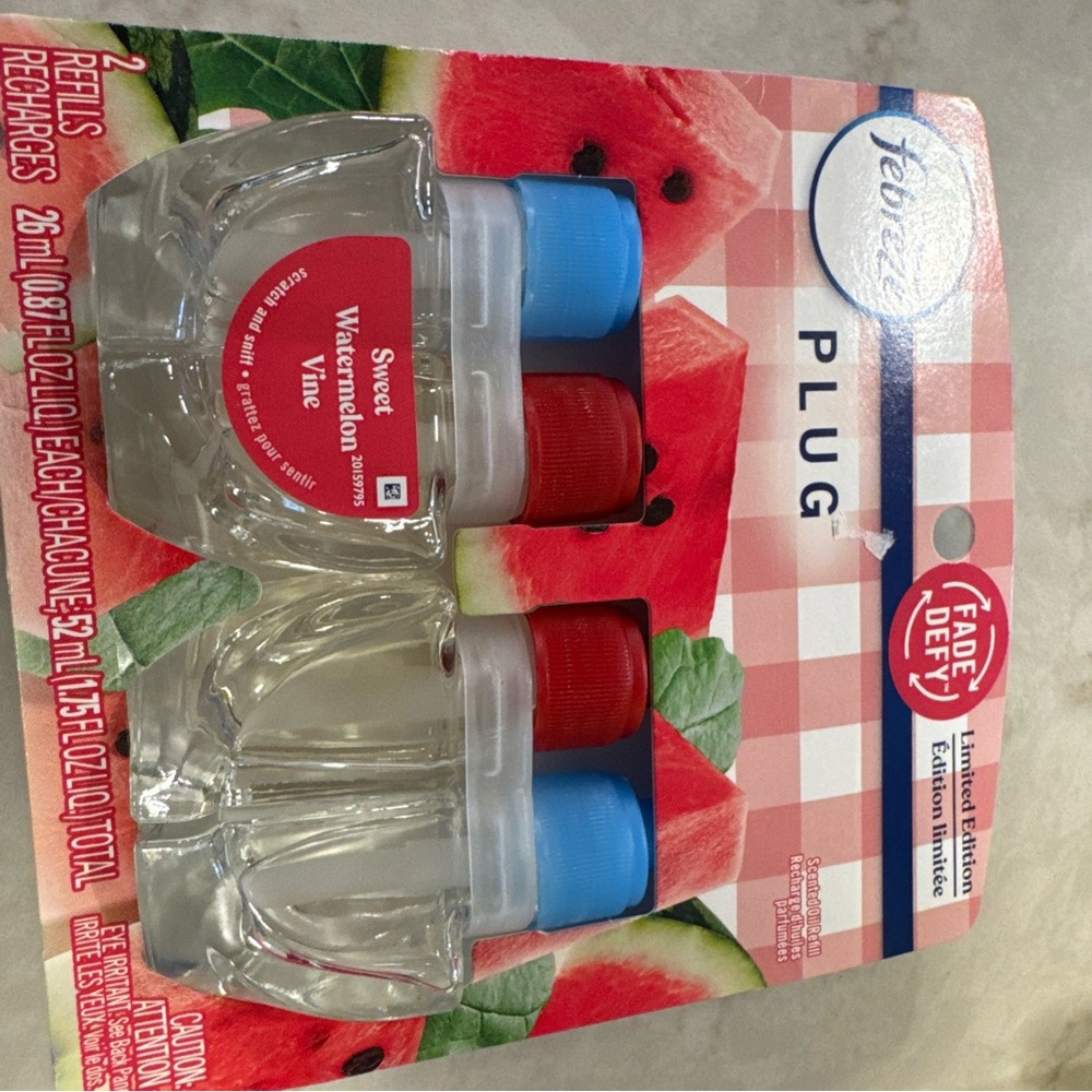 Febreze Plug Refills - sweet watermelon vine